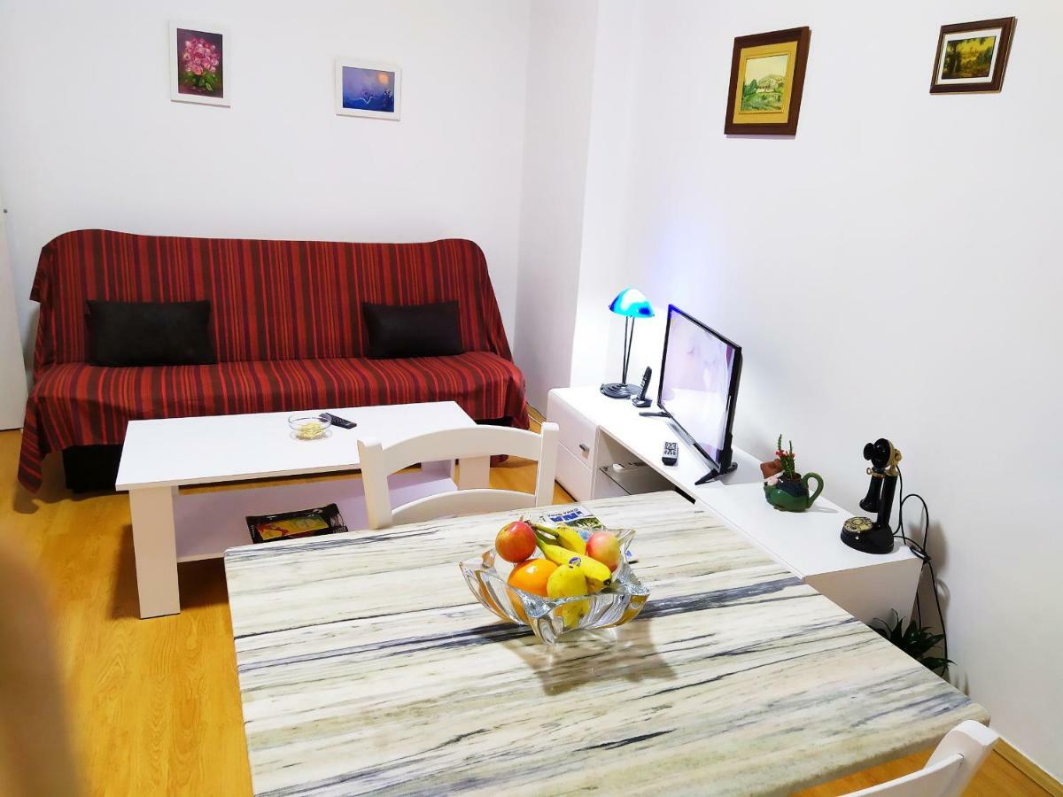 Podgorica Center Διαμέρισμα Δωμάτιο φωτογραφία